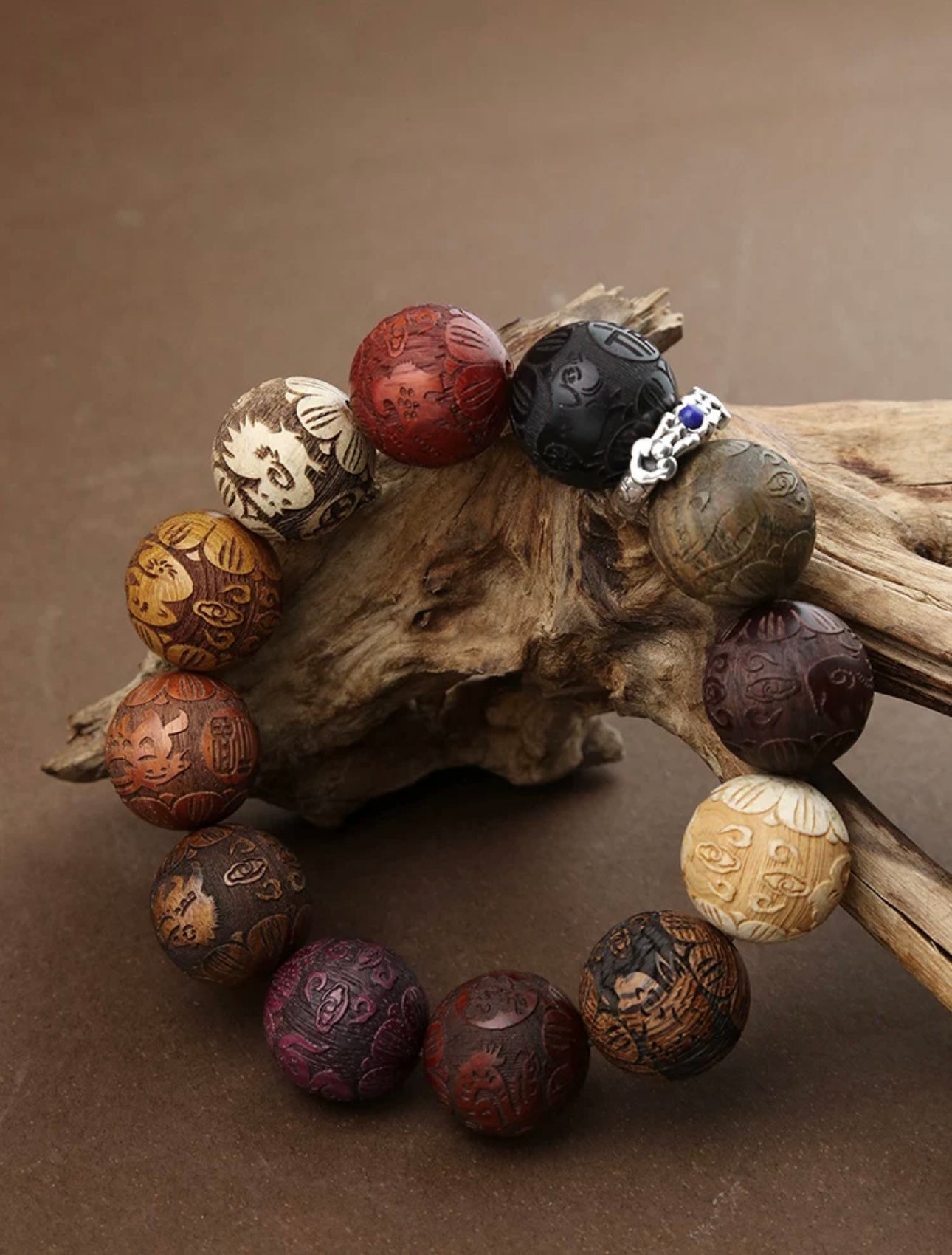 Potala Palace Green Sandalwood Yellow Rosewood Golden Phoebe Wooden Multi-treasure Twelve Zodiac Year Bracelet