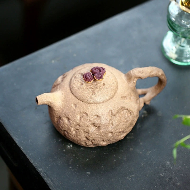 Original ore purple clay pot household handmade retro high-end teapot bionic device segment mud Ganoderma lucidum for spring