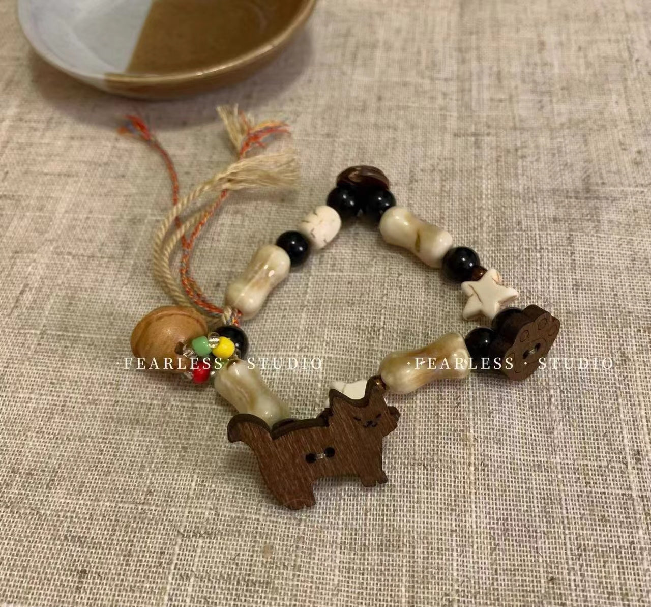 New Chinese hand-made dog beaded bracelet